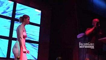 First-timer Dolls Get Naked On Stage