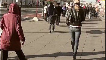 Insane lady gets fucked